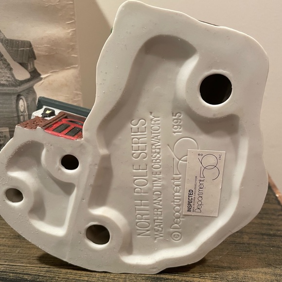 Dept 56 North Pole series weather and time observatory - Picture 5 of 5